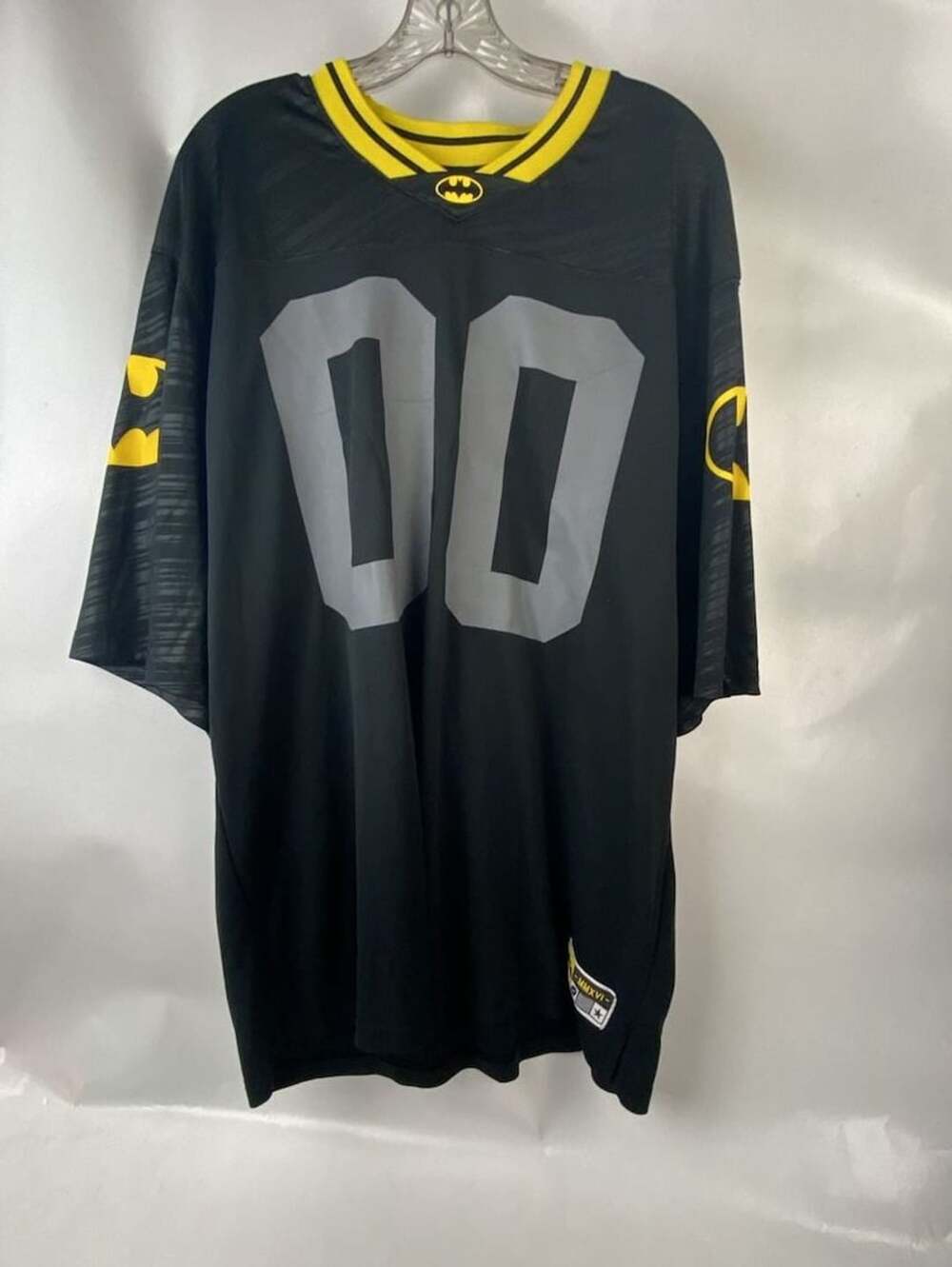 Batman DC Comics Football Jersey Size 2XL Black Yellow